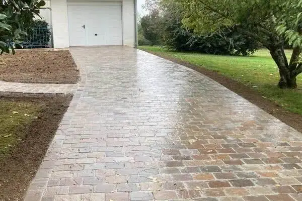 paves gres india