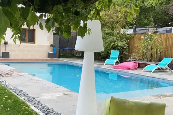 tour de piscine